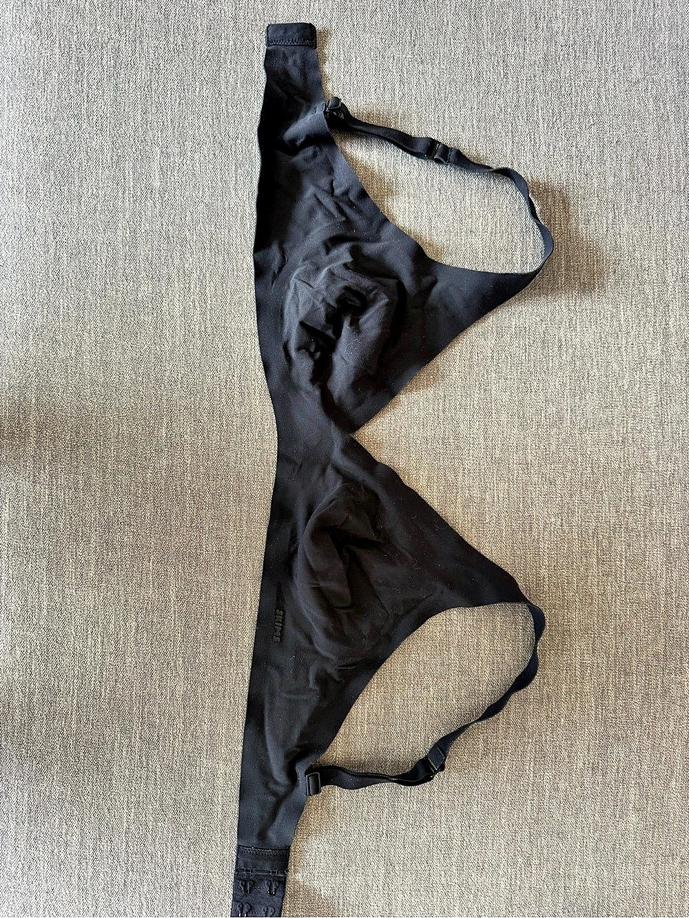 SKIMS Fits Everybody Unlined Demi Bra Black